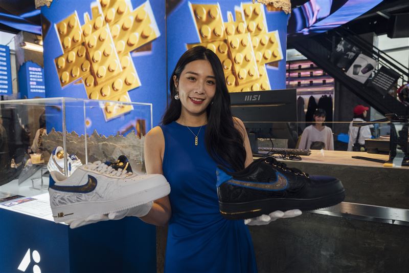 Nike Air Force 1黃金極作版黃金鞋。（圖／品牌業者提供）