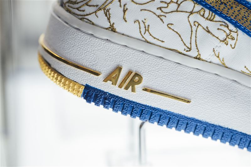 Nike Air Force 1黃金極作版黃金鞋。（圖／品牌業者提供）