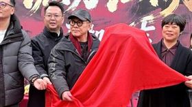 李連杰身價高達80億，宣布接拍短劇，ㄝ引起網友熱議。（圖／翻攝李連杰微博）