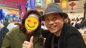 陳凱倫曬出與張月麗合照。（圖／翻攝自陳凱倫臉書）