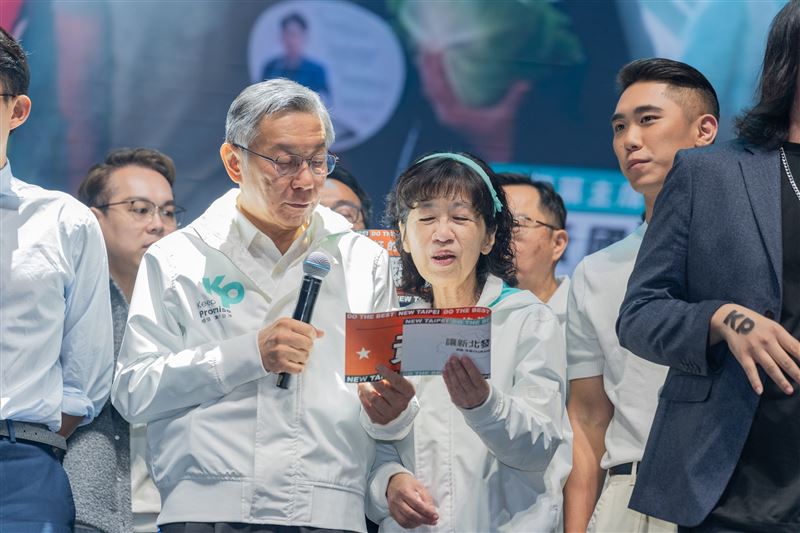 陳佩琪發文再槓執政黨，網友狂刷「橘子在哪？」她神回：內容超精彩。（圖／翻攝自陳佩琪臉書）