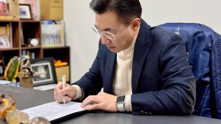 江啟臣簽署同意黨中央提名方案