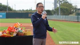 2026中信兄弟開訓，領隊劉志威致詞。（圖／記者劉彥池攝影）