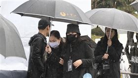 S媽（左）現身金寶山。（圖／記者趙于瑩攝影）