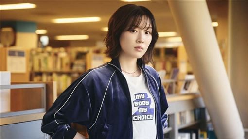 永野芽郁陷不倫換頭求生　火速回歸遭網諷