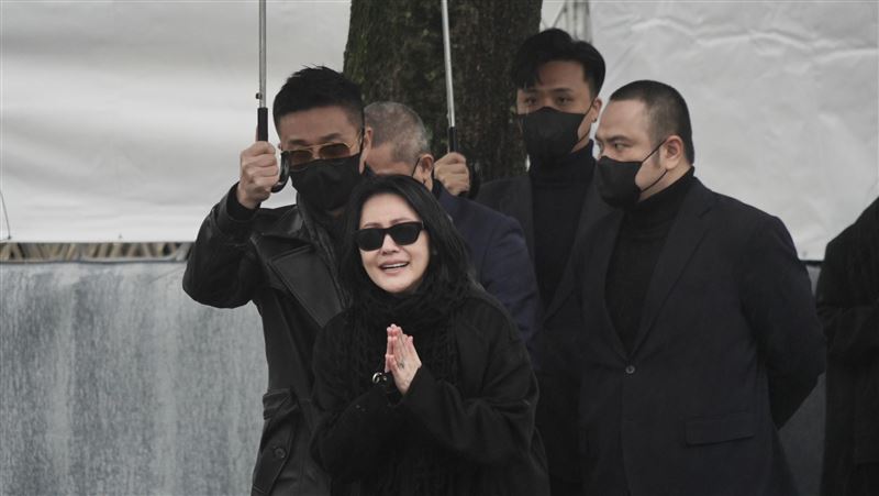 大S雕像儀式落幕　小S忍悲2度鞠躬說這句