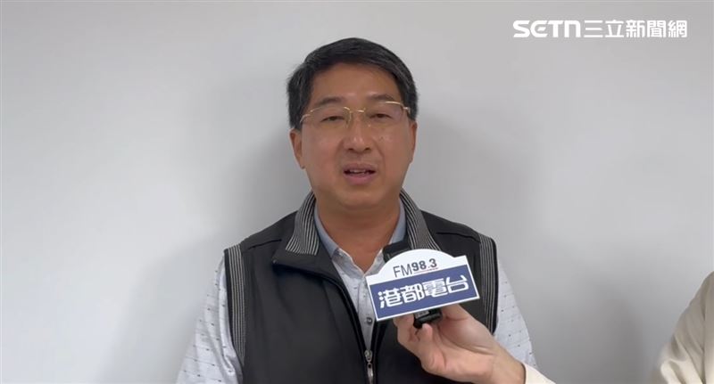 環境管理處副處長萬國榮特別提醒，5大危險物品被丟入垃圾車。（圖／翻攝畫面）