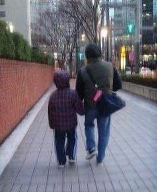 袁義坦言7年來不斷以工作為由逃避父親。（圖／翻攝自袁義IG）