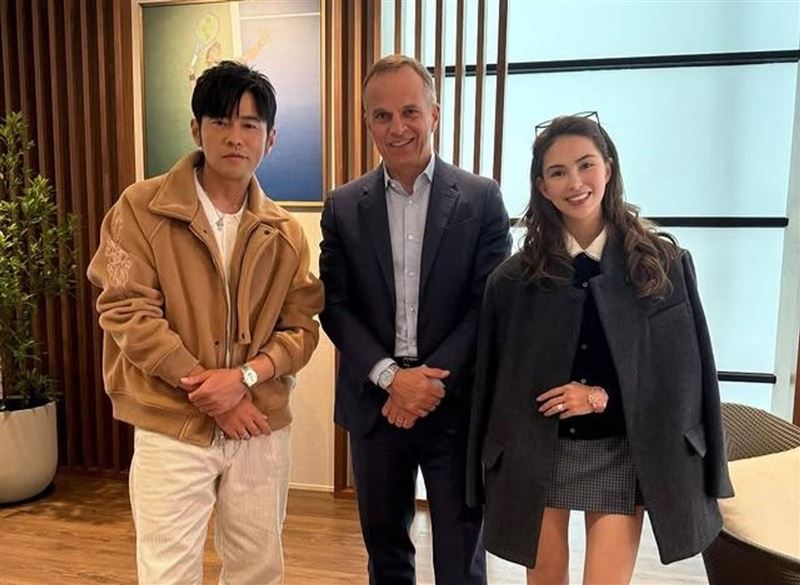 周杰倫、昆凌和澳網主席提列（中）合照。（圖／翻攝IG＠jaychou）