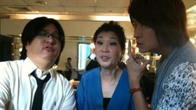 袁惟仁、黃嘉千、游鴻明。（圖／翻攝自游鴻明微博）