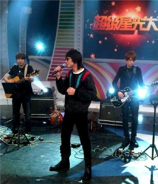 蕭敬騰曾上《超級星光大道》踢館，一戰成名。（圖／翻攝自蕭敬騰臉書）