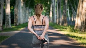 DNA,高雄,高雄市,胸罩,外套,猥褻,認罪,和解,衣褲,昏迷,公園,慢跑,運動,馬尾,內衣。（示意圖／PIXABAY）