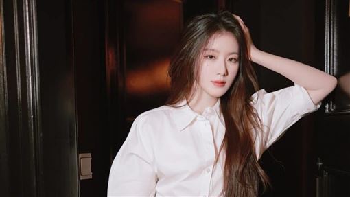 舒華被指暴瘦脫相　回台灣不忍洩真實近況