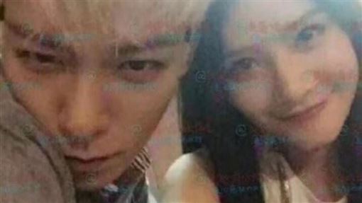 被GD拉坐大腿？38歲陸女星羞喊：他喜歡我