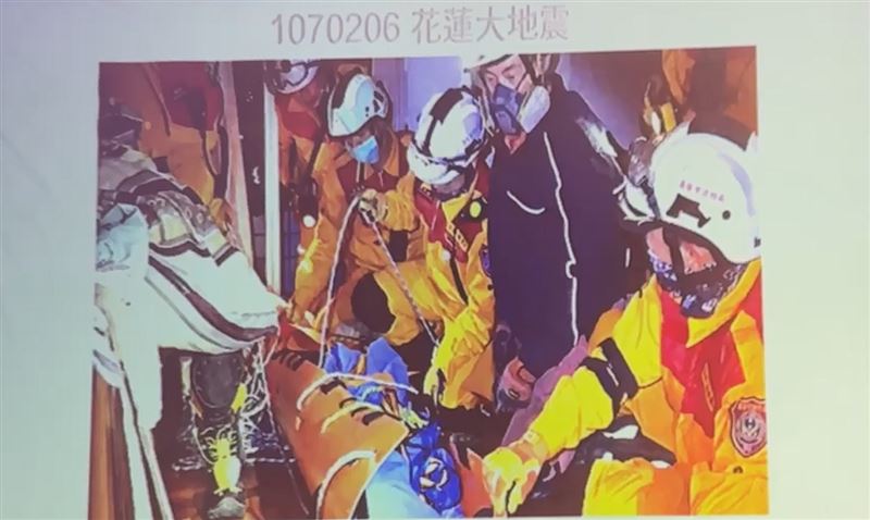 基隆市殉職消防小隊長詹能傑生前參與救災畫面。（圖／翻攝畫面）