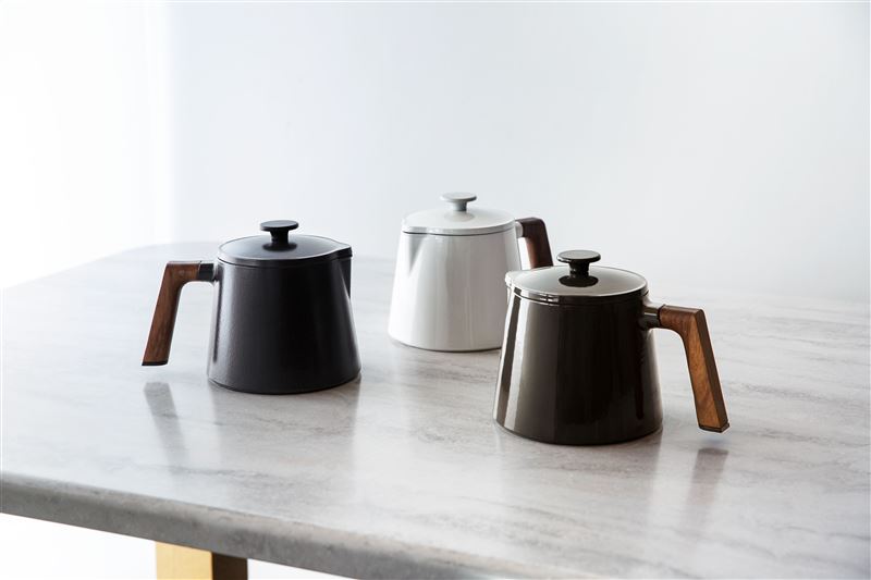 SOUP POT琺瑯鑄鐵壺。（圖／品牌業者提供）