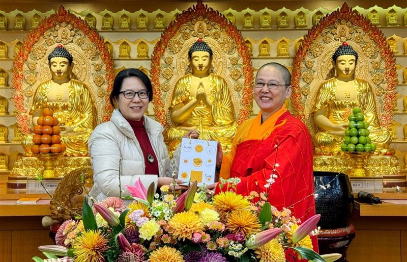 永和分局在佛光山永和學舍舉辦「戶外聯合勤教暨反詐騙宣導活動」。（圖／翻攝畫面）