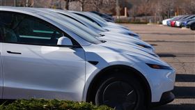 中國2027年起全面禁用隱藏式車門把手。（圖／美聯社／達志影像）