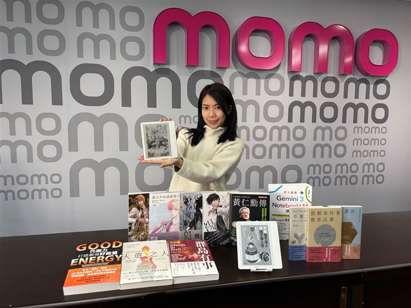 momo以「閱讀不休眠，回購不斷電」為主題，首度進駐2026台北國際書展，推出O2O串連體驗。（圖／品牌業者提供）