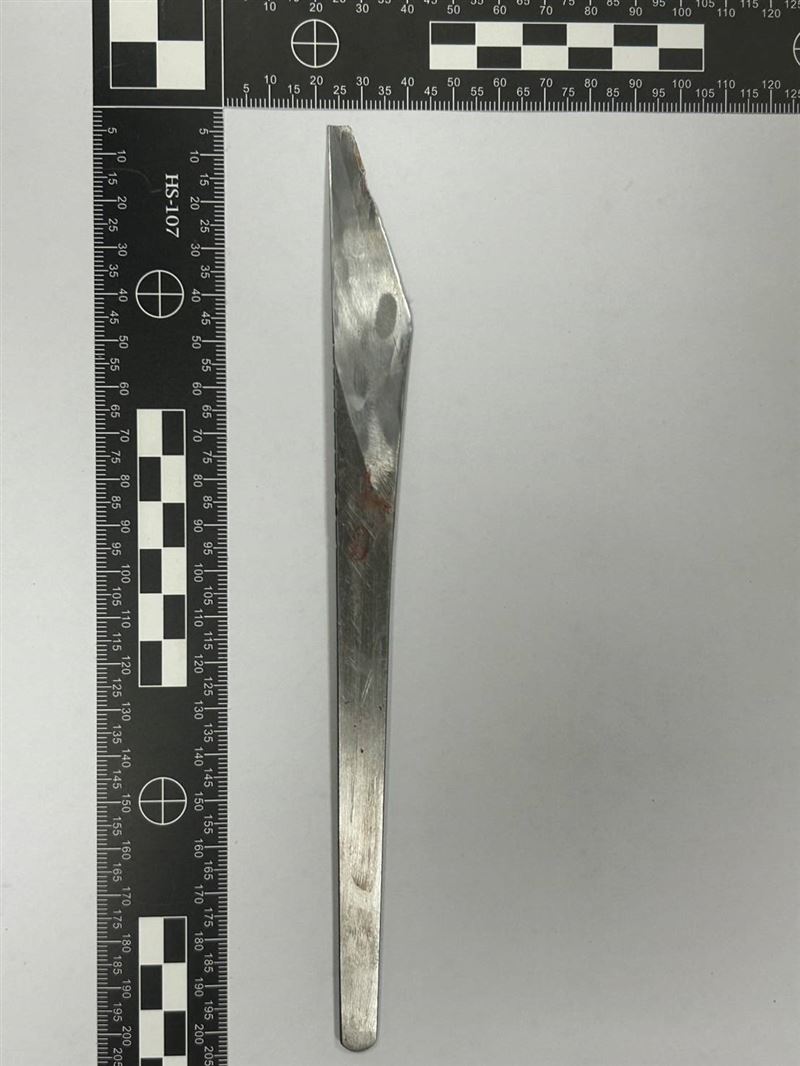 兇嫌犯案用的足療刀。（圖／翻攝畫面）