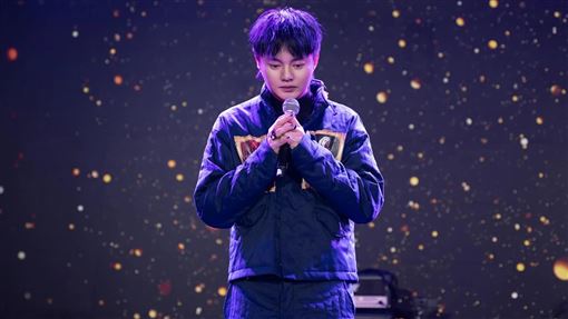 連Hebe媽都愛　「國民兒子」開唱迷倒眾生