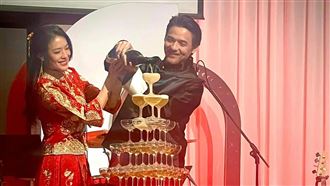 多年緋聞分合都不認　有情星C...