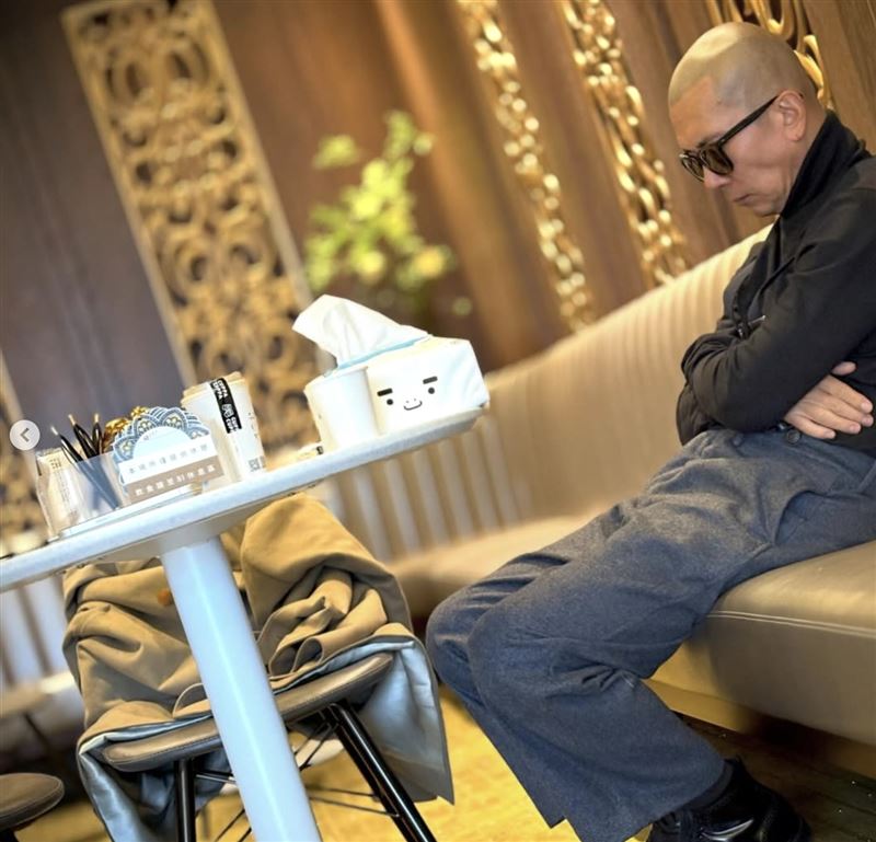 姜元來到台灣參加大S雕像揭幕儀式，曝光休息室讓人鼻酸畫面。（圖／翻攝自姜元來IG）