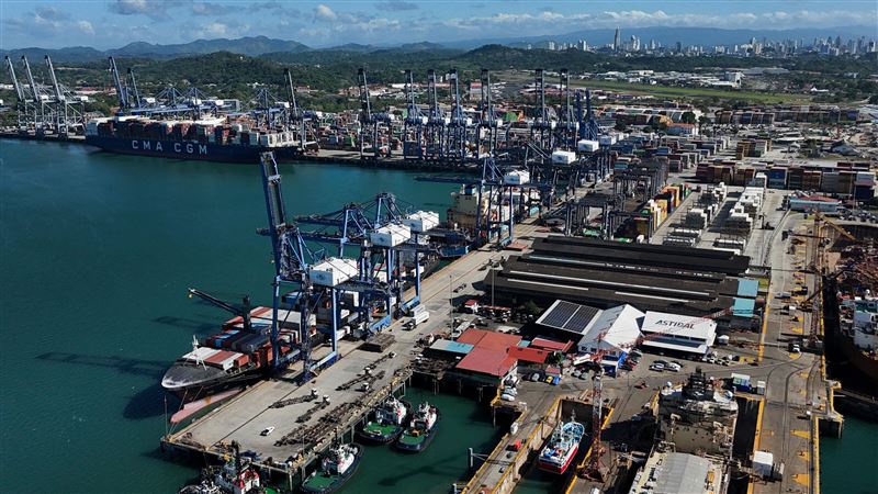 長和原本計畫以230億美元出售港口，現在也恐生變。（圖／美聯社／達志影像）