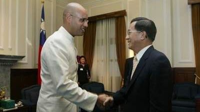 昔日阿扁貴賓！格達費之子驚傳遇刺慘死