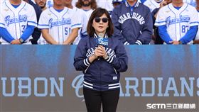 2026富邦悍將春訓開訓，領隊Joyce勉勵全隊。（圖／記者劉彥池攝影）