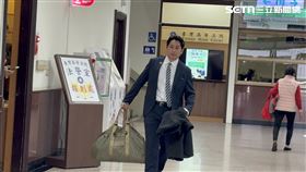 ▲杜秉澄接受媒體訪問，大吐滿腹怨氣，抱怨徐巧芯、妻子劉向婕切割他。（圖／記者楊佩琪攝）