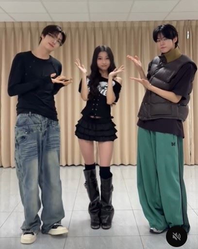 影片中，郁欣與TWS成員於演唱會前後在後台合體拍攝短片，原本屬於常見的宣傳互動，卻意外引爆粉絲圈強烈反彈。（圖／翻攝自郁欣Threads）