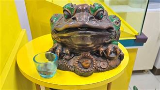 出車禍買刮刮樂換心情！30歲男爽中100萬