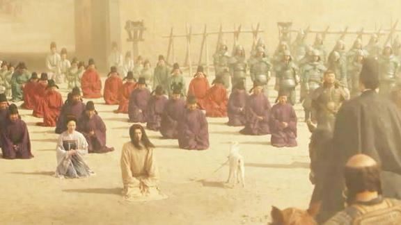 《太平年》劇中呈現後晉石重貴向契丹投降的「牽羊禮」現場。（圖／翻攝自微博）