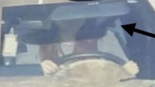 繫安全帶還被科技執法開單　網看照片傻眼