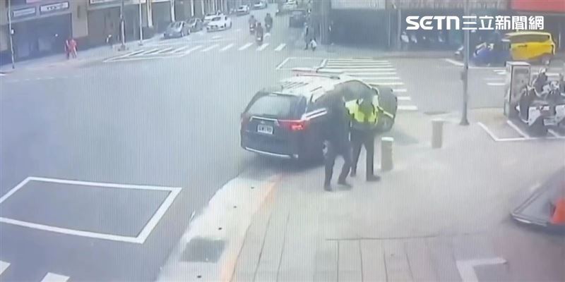 張姓車手與北市婦面交700萬元遭逮。（圖／翻攝畫面）