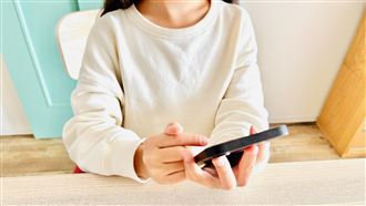 父母禁玩戀愛遊戲！印度3姊妹集體墜樓亡