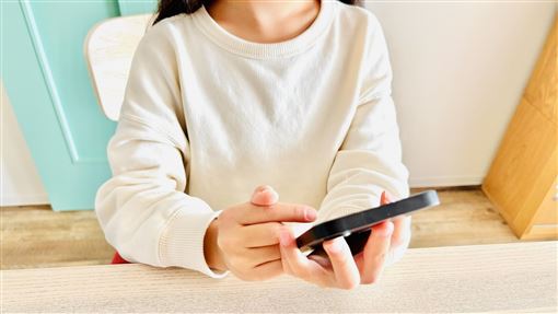 國手桌球教練猥褻小2童　半年得逞46次