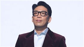 MC夢近期被爆出不倫戀、非法用藥、性交易等多個爭議，形象幾近崩塌。（圖／翻攝自韓網）