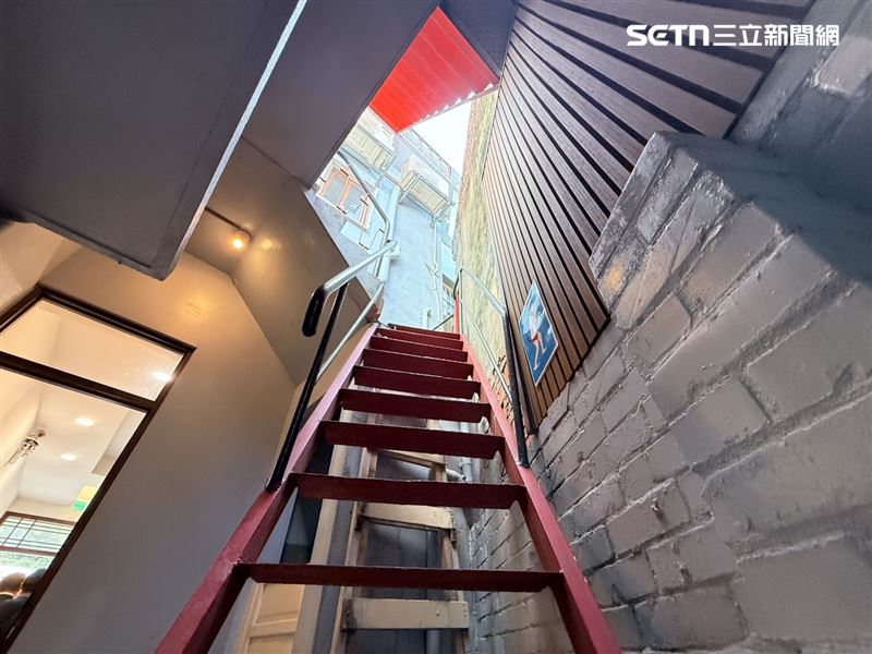 大林成都旅客過去曾是「叫小姐」偷情地，近年開幕後，還會有「老司機停車問業者還能叫小姐嗎」。（圖／記者李育道攝影）