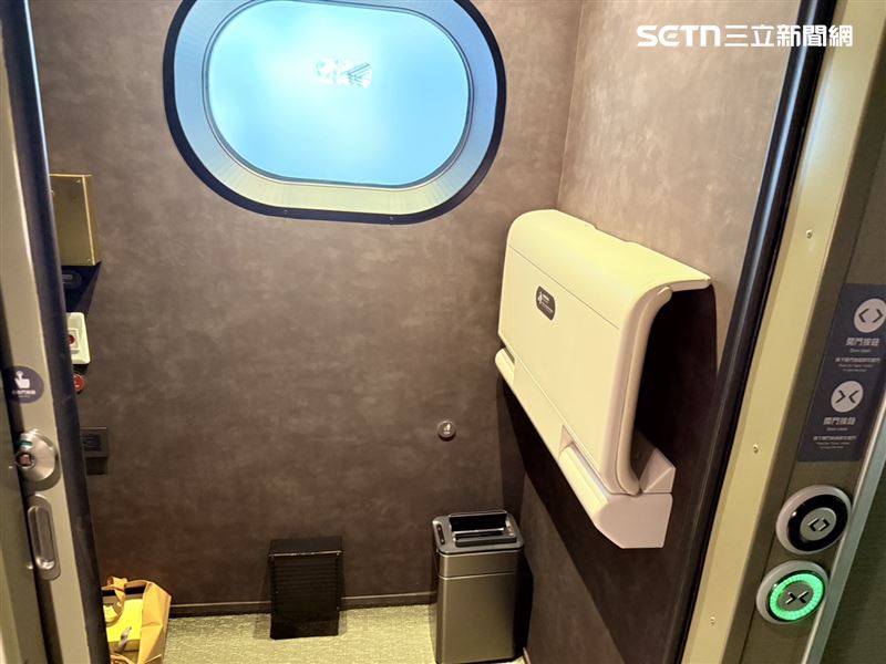 山嵐號哺乳室空間。（圖／記者李育道攝影）