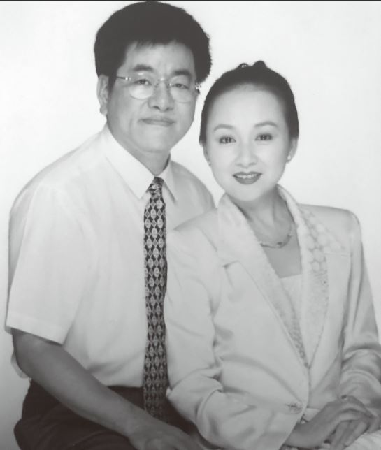 吳敦人生的最後告別，出回憶錄，親自曝光震驚世界的《江南案》真相。圖為吳敦與前妻 知名女星許佩容。（圖／時報出版提供）