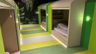 北車地底有膠囊旅館？只有1族群能住