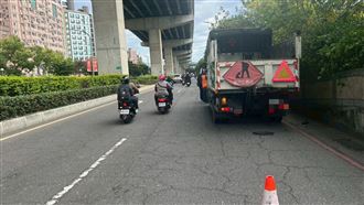 新北機車猛撞環保車　騎士命危送醫不治