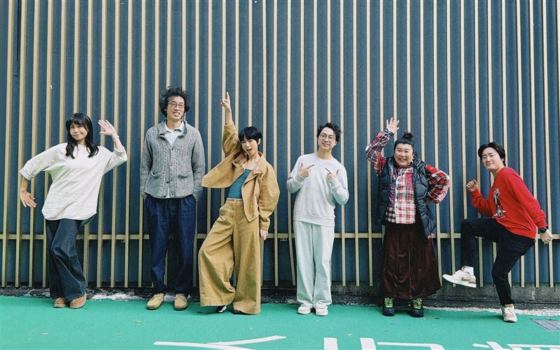 「福馬林」旺福推機（左起）、馬念先、旺福mami、旺福肚皮、林美秀、旺福姚小民。（圖／馬念先工作室提供）