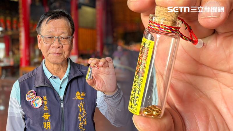 擲筊…拼兌三太子黃金!免費美食街時間曝