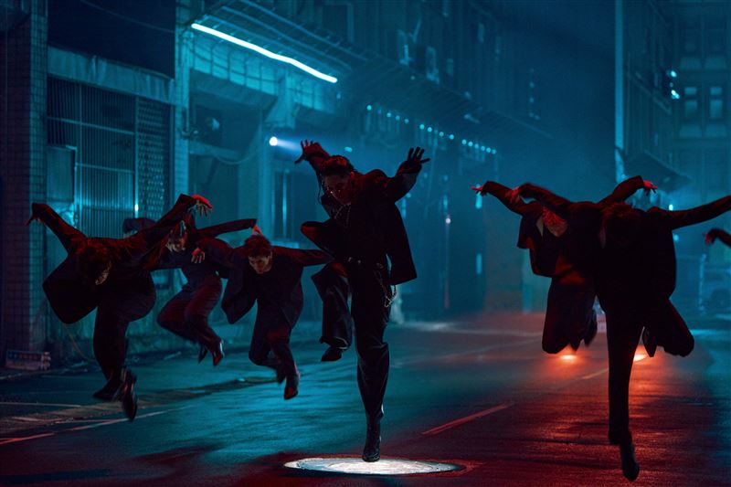 吳建豪〈Dance Until We Die〉MV有不少舞蹈畫面。（圖／相信音樂提供）