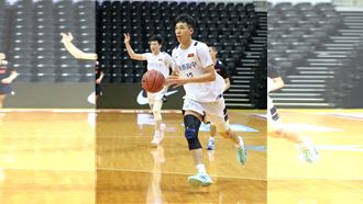 張勝淇致勝一擊　東泰奪8強首勝