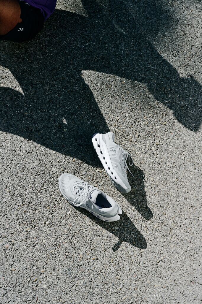 瑞士On昂跑Cloudrunner 3。（圖／品牌業者提供）