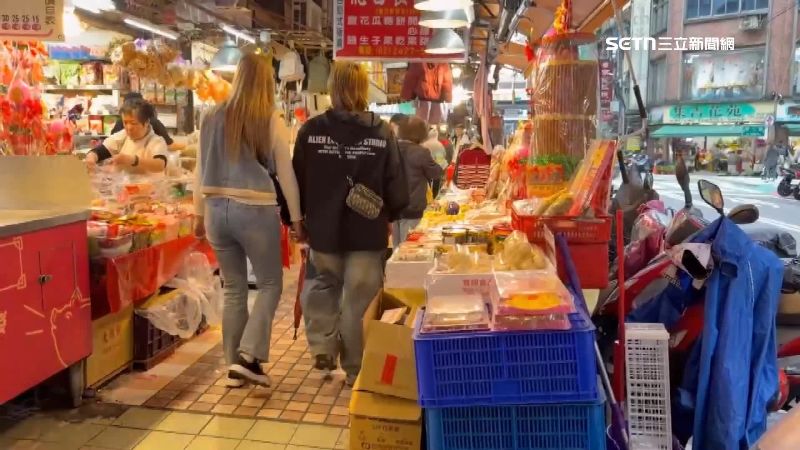 仁愛市場是基隆知名美食市場